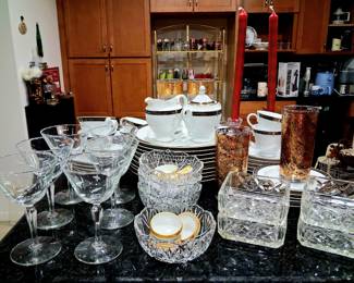 Set Wedgewood "Whitfield " set china