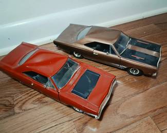 Vintage model die cast classic cars