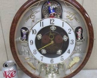 Seiko Motion Clock - Plays 8 Melodies 