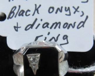 Mans Sterling, Black Onyx, & Diamond Ring
