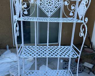 white iron bakers rack