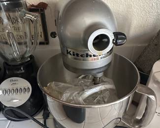 Kitchen  Aid mixer