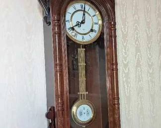 MC254Vintage Wood Cased Regulator Wall Clock