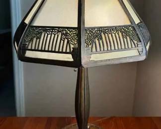 MC237VAntique Slag Glass Table Lamp
