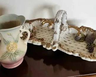 MC216Ardalt Fiori Decorative And Hull Art Pottery Vase