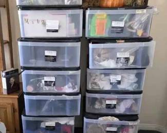 MC162Storage of holiday