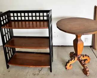 MC109Folding Bookshelf And Vintage Pedestal Accent Table