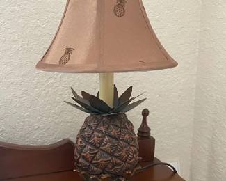 Housewares, lamps, art, decor