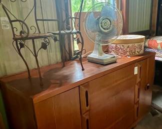 garden courting bench, buffet