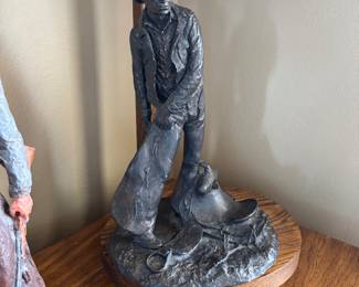 Western Statue w/lamp