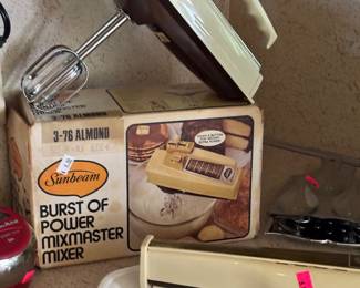 Vintage small kitchen appliances