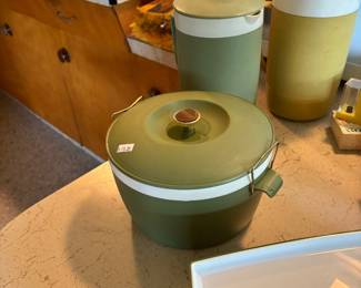 Green MCM serving pieces