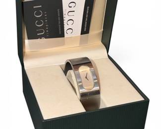 GUCCI Ladies 2400L Bangle Watch