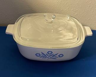 CorningWare Cornflower Blue P-1 1/2-B Casserole Dish with Lid