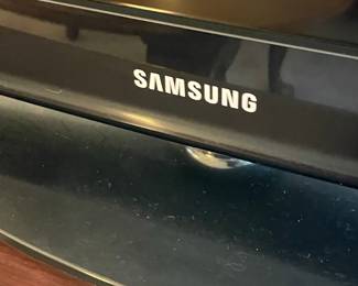 Samsung 32-Inch LCD HDTV