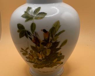 National Audubon Society Porcelain Vase - Royal Orleans