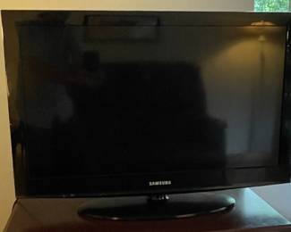 Samsung 32-Inch LCD HDTV