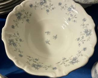 Johann Haviland Bavaria Blue Garland Dinnerware Set