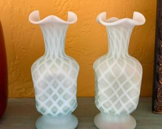 Vintage Fenton diamond optic vases