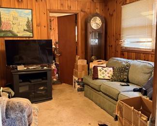 Contents of Den