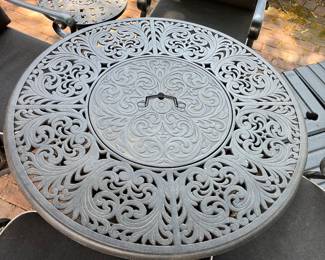 Closer view of the table for the gasfirepit patio set.