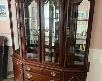 Hutch/cabinet by American Drew.