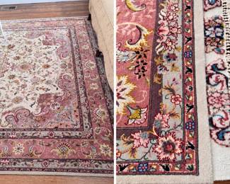 Fine hand knotted wool carpet, 7'7 x 10'4' with exquisite fringe detail