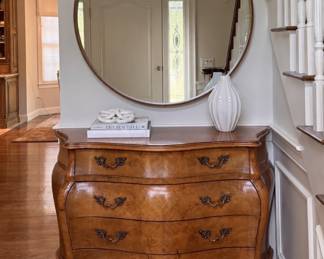 Four drawer Bombay chest & large round mirror