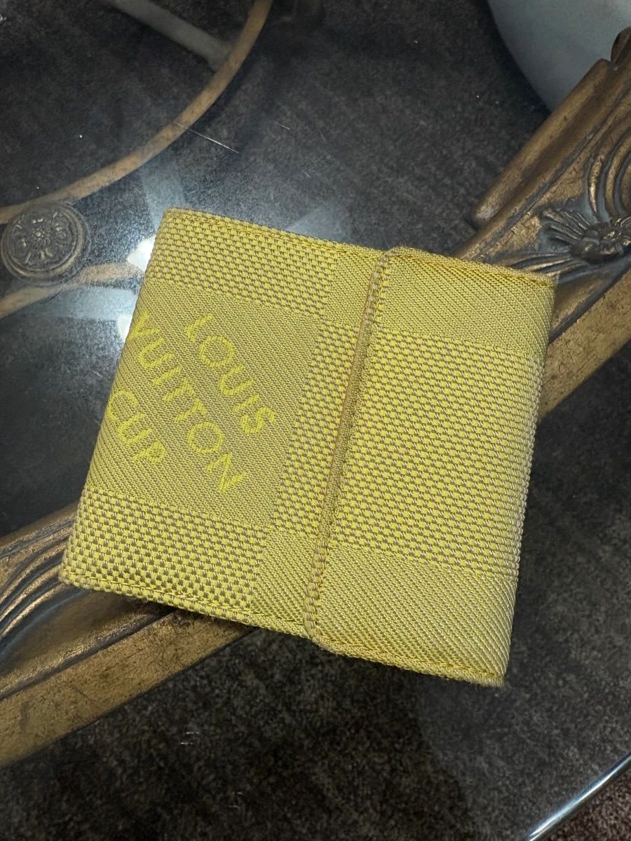 Limited Edition - Louis Vuitton Wallet