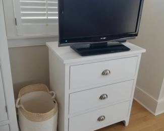 3-drawer dresser; TV