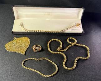 18k Vermeil Bracelet With Diamond Accent Sterling Over Gold Heart Shaped Ring 14k Gold Plated