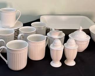 Mikasa Italian Countryside Serving Pieces 8 Cups Saucers Serving Bowl Casserole Dish SP