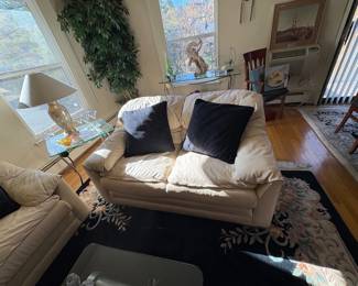 Huffman Koos Leather Loveseat