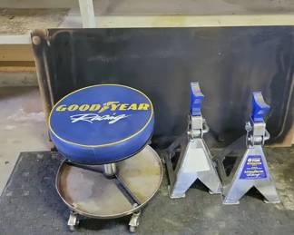 Goodyear Jack Stands Shop Stool