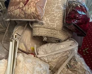 Assorted Linens Mystery