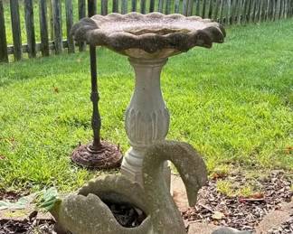 Yard Birdbaths Concrete Swan Bunny