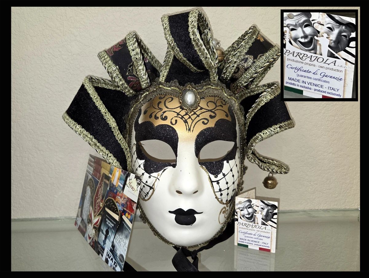 Parpajola Mask Made in Venice with Certificato di Garanzia 