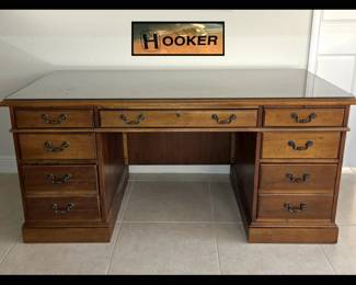Hooker Furniture Desk