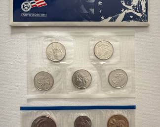 2005 United States Mint Uncirculated Coin Sets (Denver and Philadelphia), Sealed