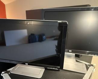 HP w2338h and w2408h Monitors with Dual Monitor Arm
