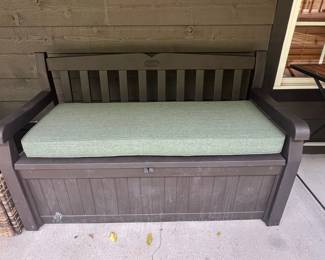 Keter Eden 70 Gallon Storage Bench