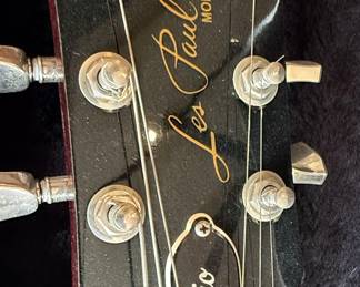 Gibson Les Paul Studio Electric Guitar - Wine Red