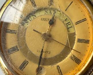 Seiko Quartz Day-Date Wristwatch Style