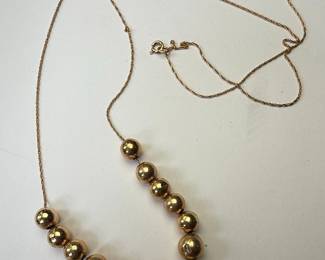 14k Yellow Gold Graduated Bead Necklace