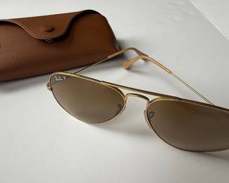Ray-Ban RB3025 Aviator Polarized Sunglasses