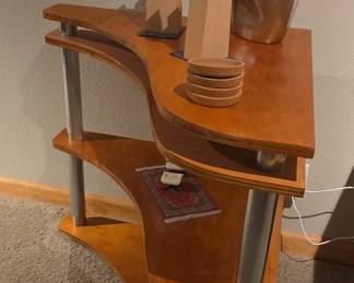 Modern Style Tiered Corner Shelf