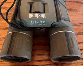 Bushnell 16x32 Binoculars
