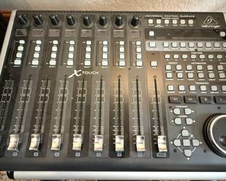 Behringer X-Touch Universal Control Surface