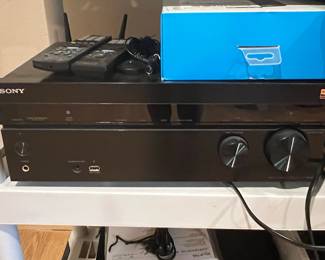 Sony STR-DN1080 AV Receiver