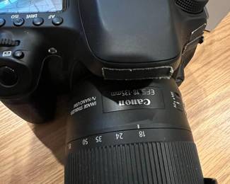 Canon EOS 80D Camera Kit